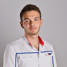 Царев Евгений Эдуардович, стоматолог-хирург