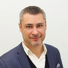 Михальченко Алексей Валерьевич, стоматолог-терапевт