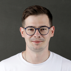 Благих Олег Евгеньевич, стоматолог-хирург