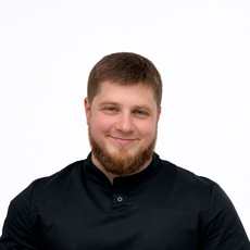 Салманов Магомед Салманович, стоматолог-терапевт