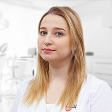 Масленникова Анна Константиновна, стоматолог-терапевт