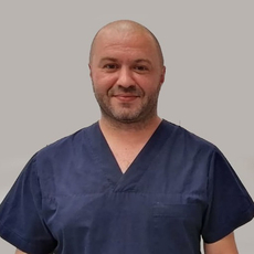 Мотренко Александр Витальевич, стоматолог-хирург