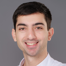 Багдасарян Сергей Ашотович, стоматолог-хирург