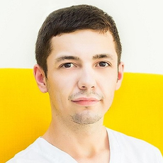 Ашуров Далер Музаффарович, стоматолог-терапевт