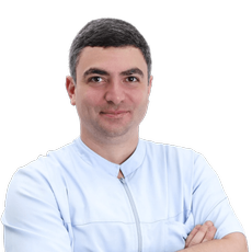 Корякин Артем Сергеевич, имплантолог