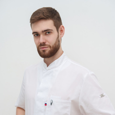 Мугсинов Данис Ильдарович, стоматолог-терапевт