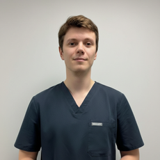 Лупушару Антон Владимирович, стоматолог-терапевт