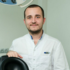 Абубакиров Марат Рахимович, стоматолог-хирург