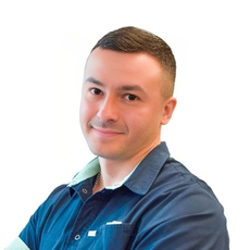 Стародубцев Никита Игоревич, массажист