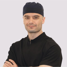 Омаров Рамазан Феликсович, стоматолог-терапевт