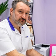 Недумов Юрий Николаевич, хирург