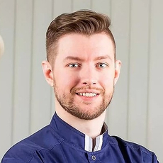 Зиманков Даниил Андреевич, стоматолог-хирург