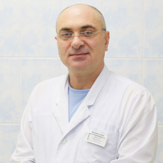 Асамбиани Николай Муртазович, стоматолог-терапевт