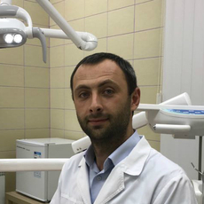 Баиев Расул Ахматович, стоматолог-хирург