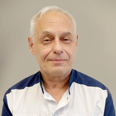 Швецов Олег Олегович, стоматолог-терапевт