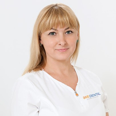 Дмитрова Алина Геннадьевна, стоматолог-терапевт
