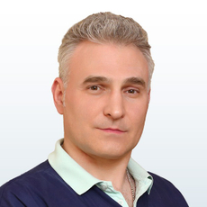 Смиренков Николай Олегович, массажист