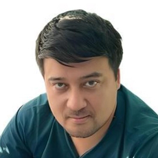Бурханов Улугбек Мирзакаримович, хирург