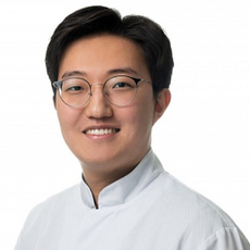 Чой Пауль, стоматолог-хирург