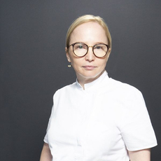 Столбовая Инга Вадимовна, стоматолог-терапевт