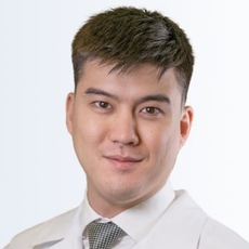 Абдуллаев Алмаз Айбекович, стоматолог-хирург