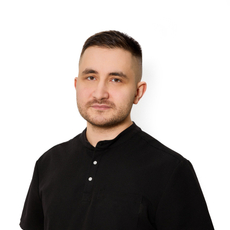 Коробейников Денис Владимирович, стоматолог-терапевт