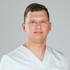 Дергаченко Артем Викторович, стоматолог-хирург