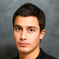 Сулейманов Эмиль Александрович, стоматолог-терапевт