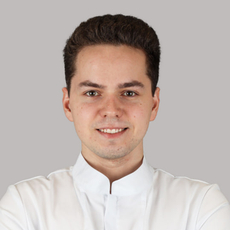 Павлов Алексей Олегович, стоматолог-терапевт