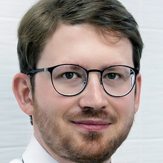 Крайнов Илья Вячеславович, стоматолог-хирург