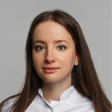 Дойникова Евгения Дмитриевна, дерматолог