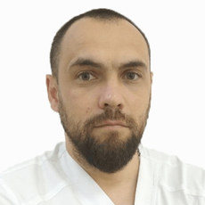 Шакиров Денис Зиннурович, стоматолог-терапевт