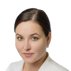 Вежневец Евгения Андреевна, стоматолог-терапевт
