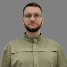 Хубаев Владимир Викторович, стоматолог-хирург