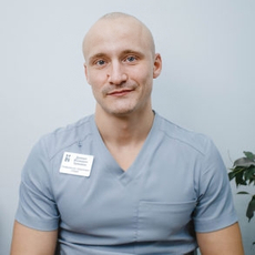 Брюквин Даниил Иванович, стоматолог-терапевт
