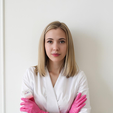 Абаленцева Ксения Николаевна, врач-косметолог