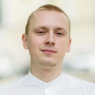 Смирнов Александр Денисович, стоматолог-терапевт