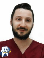 Петухов Илья Александрович, стоматолог-хирург
