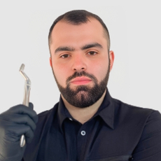 Бабаян Тигран Арустамович, стоматолог-хирург