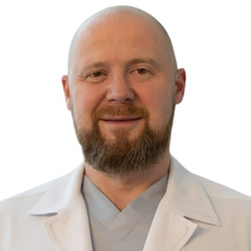 Леоненков Роман Викторович, уролог