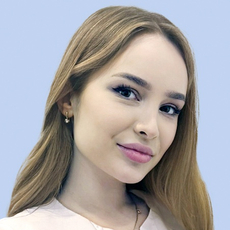 Лихая Яна Игоревна, стоматолог-терапевт