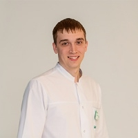 Думчев Виктор Михайлович, стоматолог-терапевт