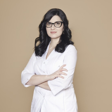 Алборова Елена Владимировна, стоматолог-хирург