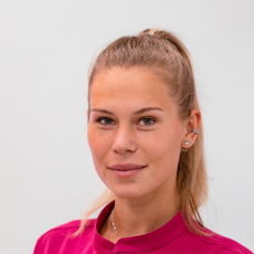 Михайлова Александра Вадимовна, стоматолог-терапевт