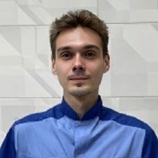 Сизых Владислав Сергеевич, стоматолог-терапевт