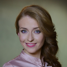 Власова (Долбова) Анна Витальевна, стоматолог-терапевт