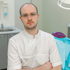 Москаленко Дмитрий Владимирович, стоматолог-хирург