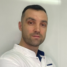 Макаренко Антон Игоревич, хирург