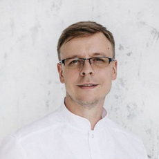 Копосов Владимир Андреевич, стоматолог-хирург