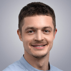 Дорошенко Виталий Дмитриевич, стоматолог-терапевт